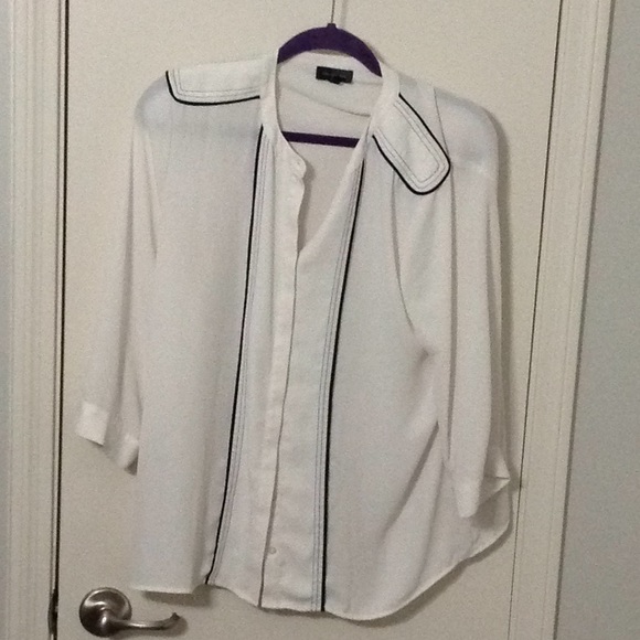 The Limited White & Blue Short Sleeve Button Up Blouse XL - Picture 6 of 6
